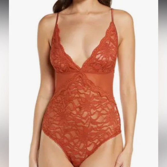 Free People Bodysuit NWT!! - Picture 3 of 5